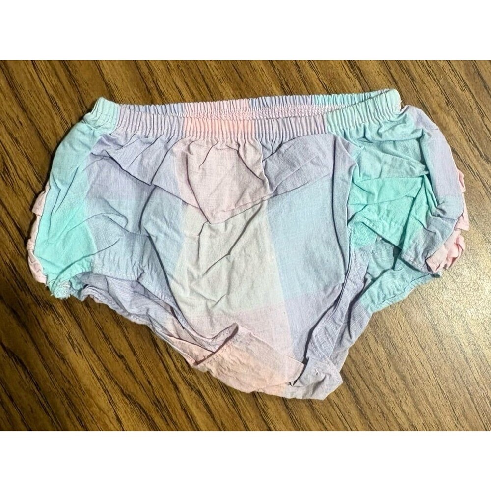 Bloomers - Picture 2 of 3